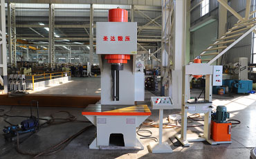 200噸單臂液壓機多少錢？